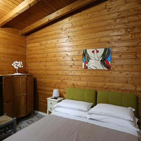 Chalet Impero * Scauri (Lazio)