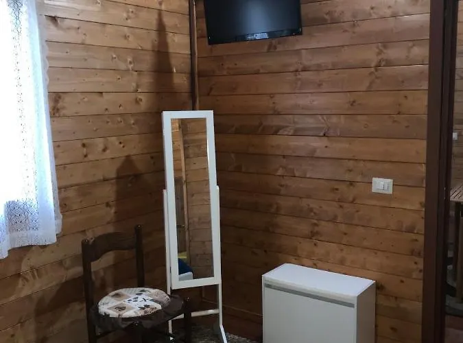 Chalet Impero Chalet Scauri (Lazio)